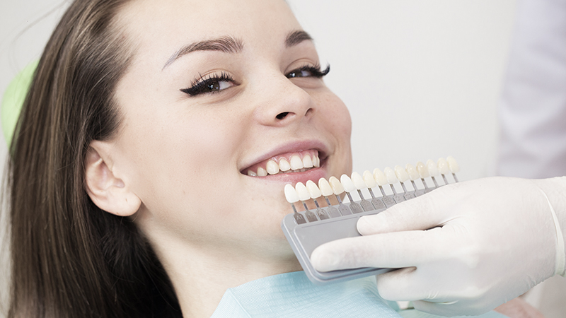clareamento dental dentes brancos
