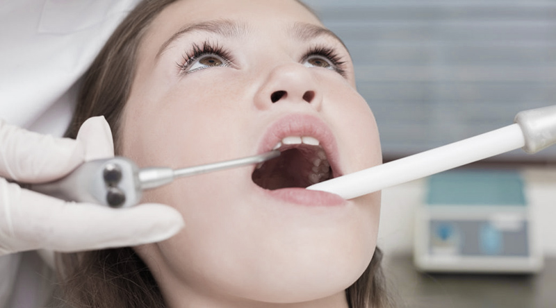 Prótese dentária fixa em crianças