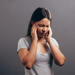 zumbido e chiado no ouvido bruxismo ATM